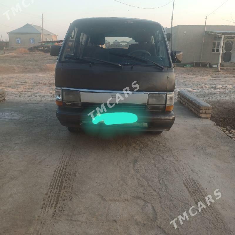 Toyota Hiace 1989 - 20 000 TMT - Байрамали - img 2