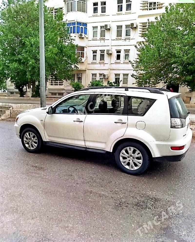 Mitsubishi Outlander 2013 - 190 000 TMT - Ашхабад - img 2