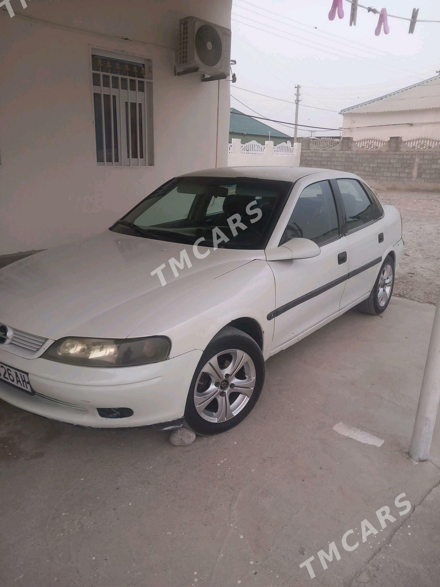 Opel Vectra 1998 - 40 000 TMT - Ak bugdaý etraby - img 2