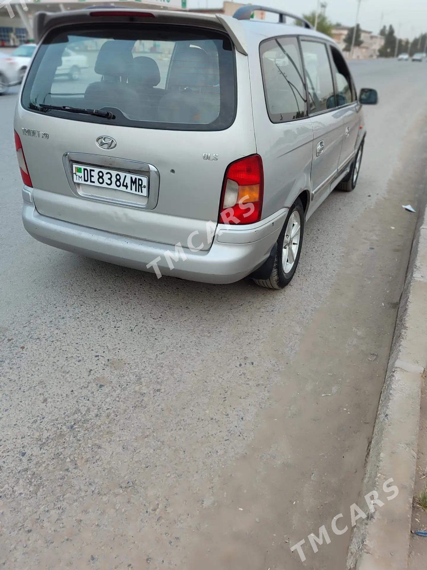 Kia Sedona 2003 - 70 000 TMT - Мары - img 2