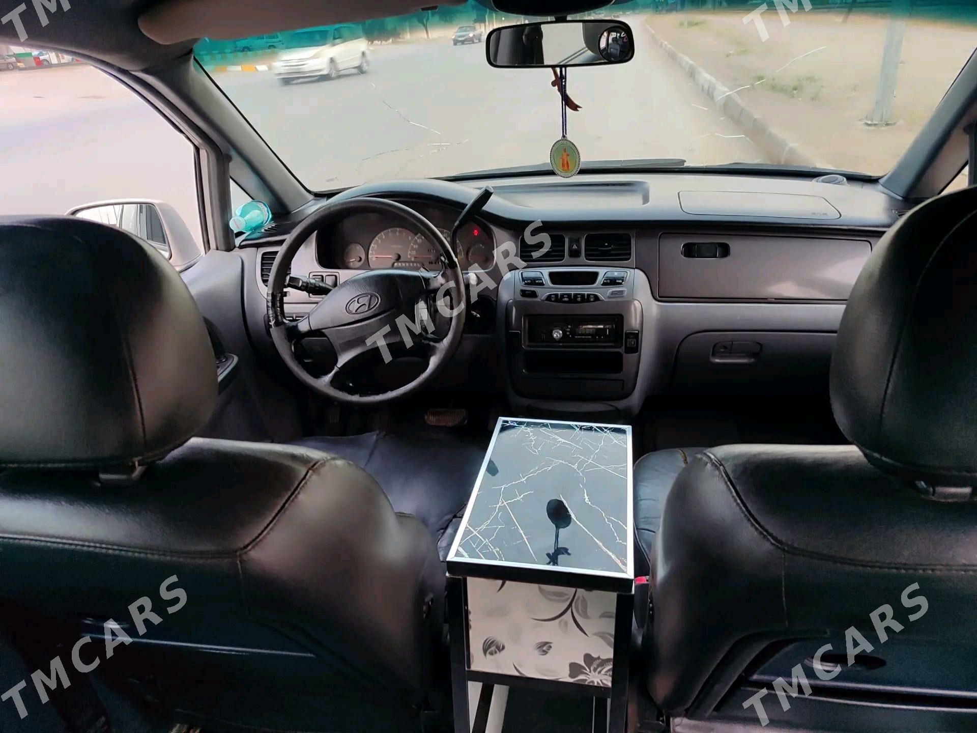 Kia Sedona 2003 - 70 000 TMT - Мары - img 3