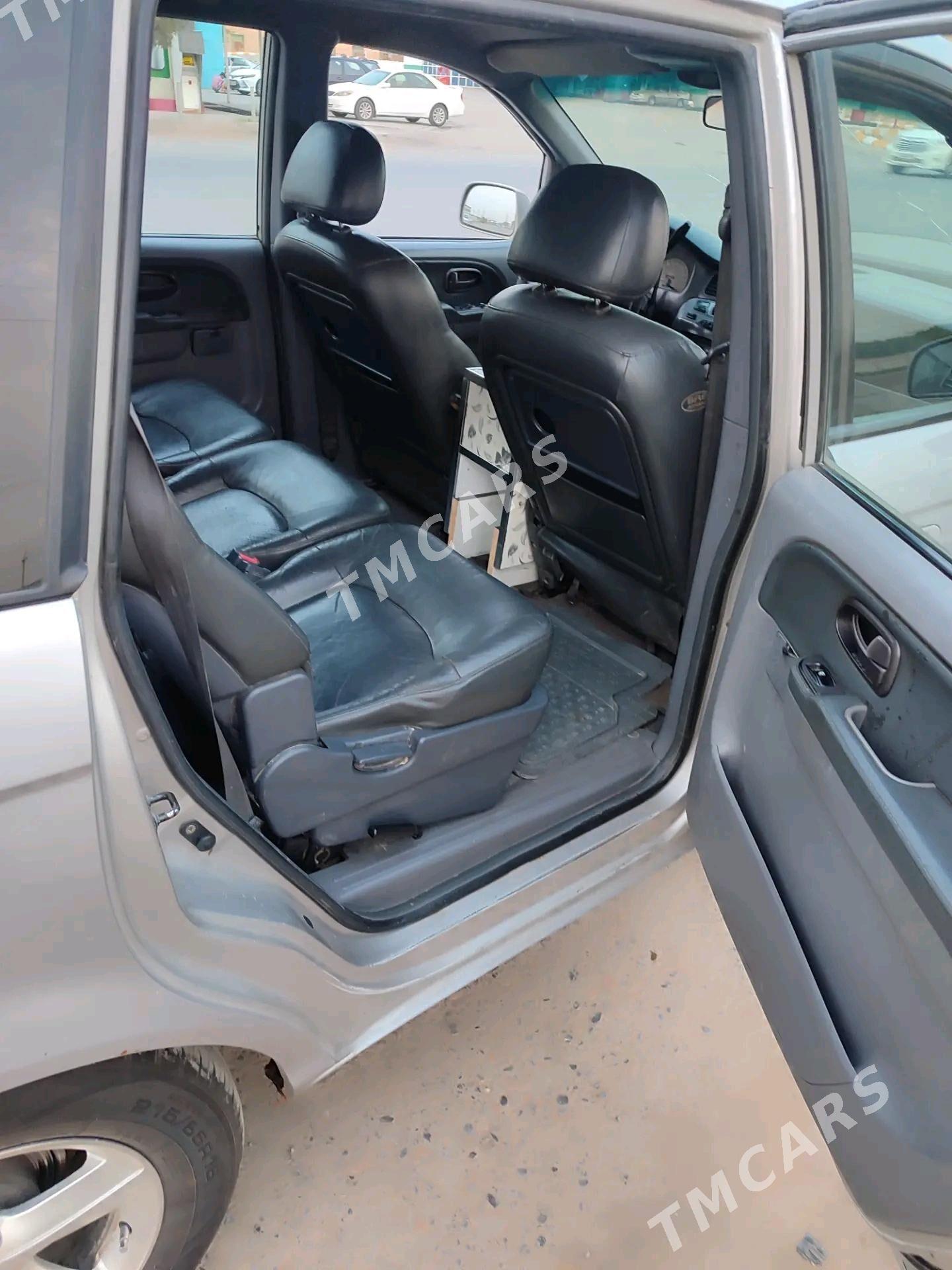 Kia Sedona 2003 - 70 000 TMT - Мары - img 5
