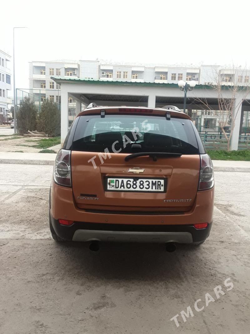 Chevrolet Captiva 2008 - 120 000 TMT - Мары - img 3