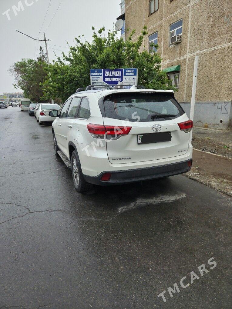 Toyota Highlander 2019 - 490 000 TMT - Türkmenabat - img 3