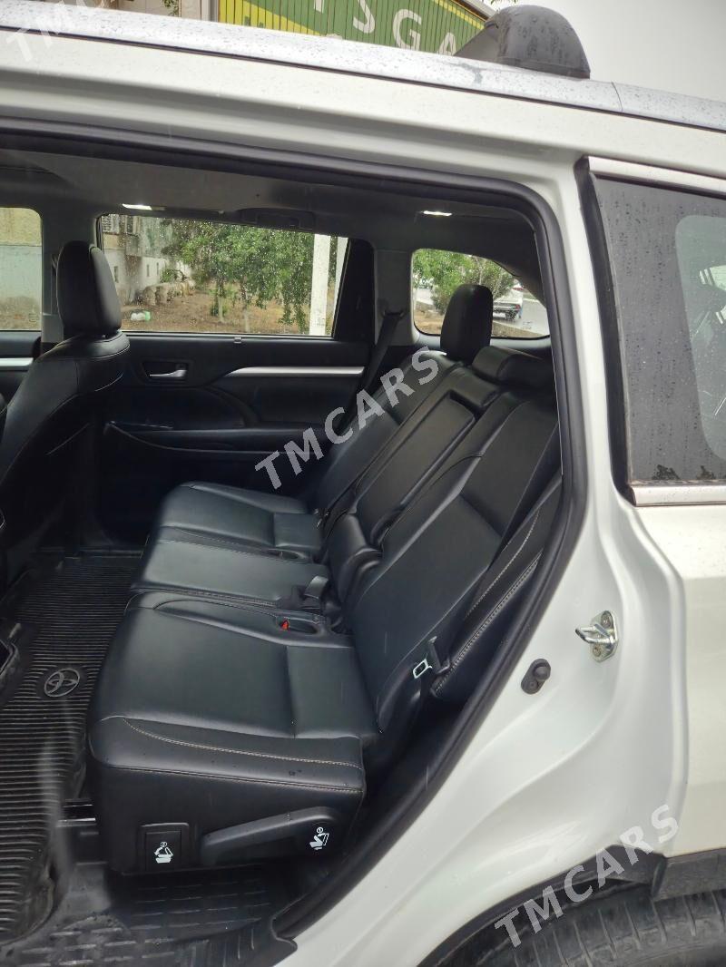 Toyota Highlander 2019 - 490 000 TMT - Türkmenabat - img 6