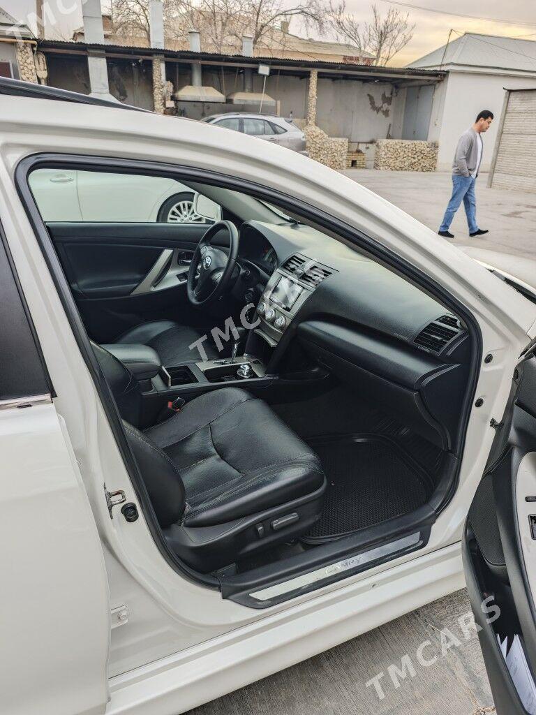 Toyota Camry 2011 - 230 000 TMT - Мары - img 6