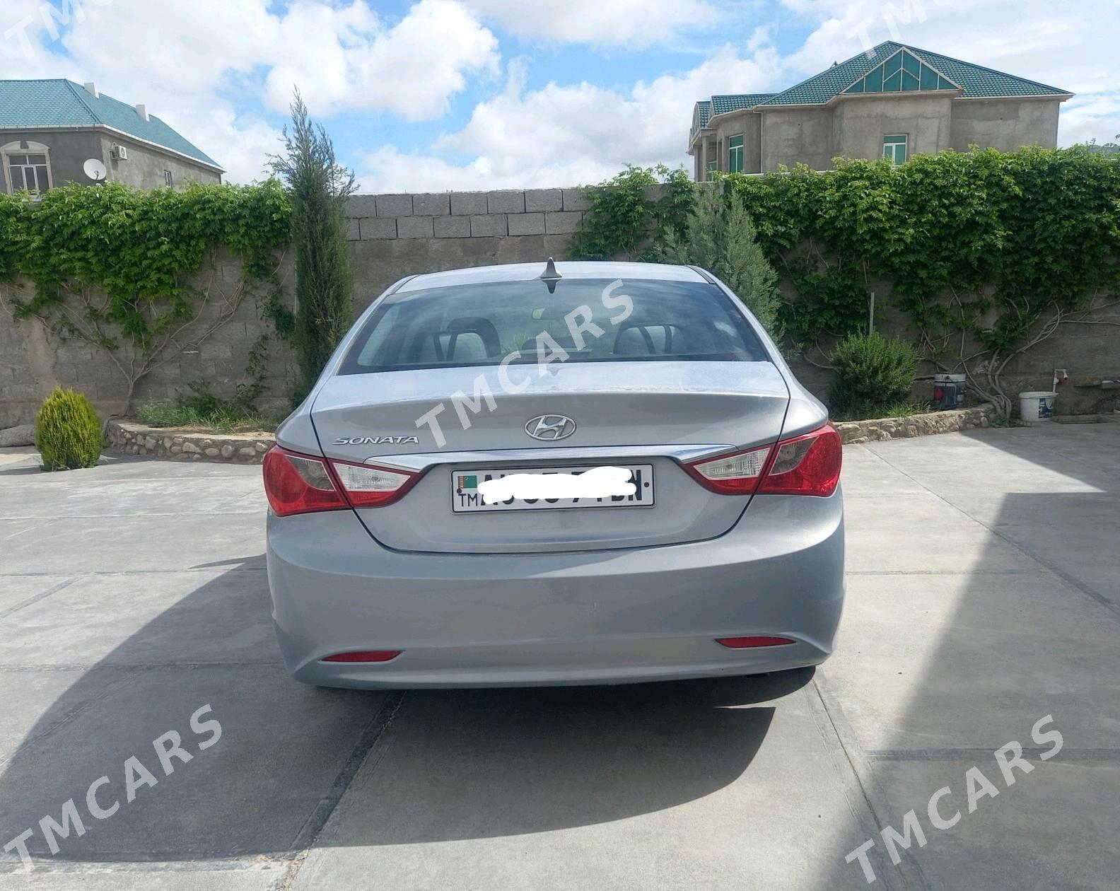 Hyundai Sonata 2011 - 120 000 TMT - Balkanabat - img 4