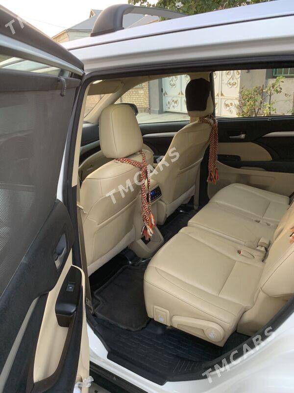 Toyota Highlander 2017 - 459 999 TMT - Ашхабад - img 4