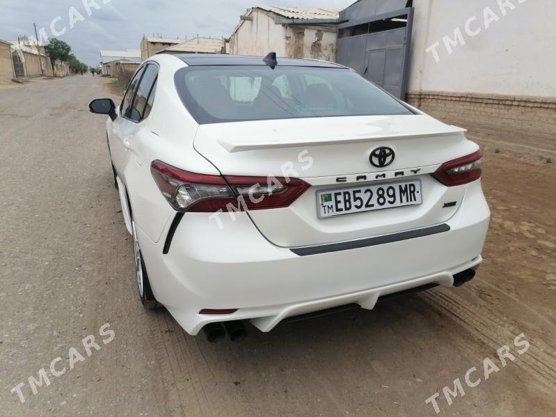 Toyota Camry 2021 - 350 000 TMT - Мары - img 4