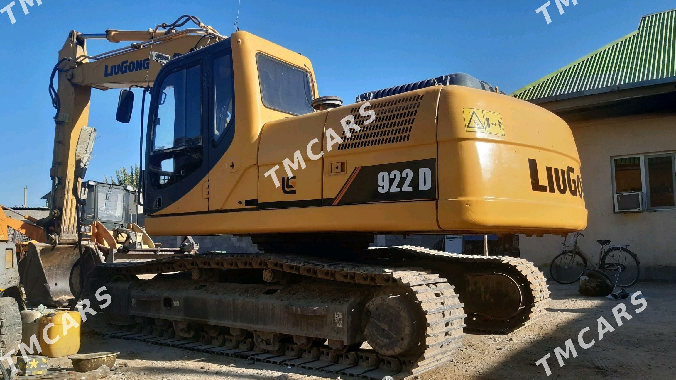 LiuGong CLG 922E 2011 - 800 000 TMT - Ашхабад - img 1