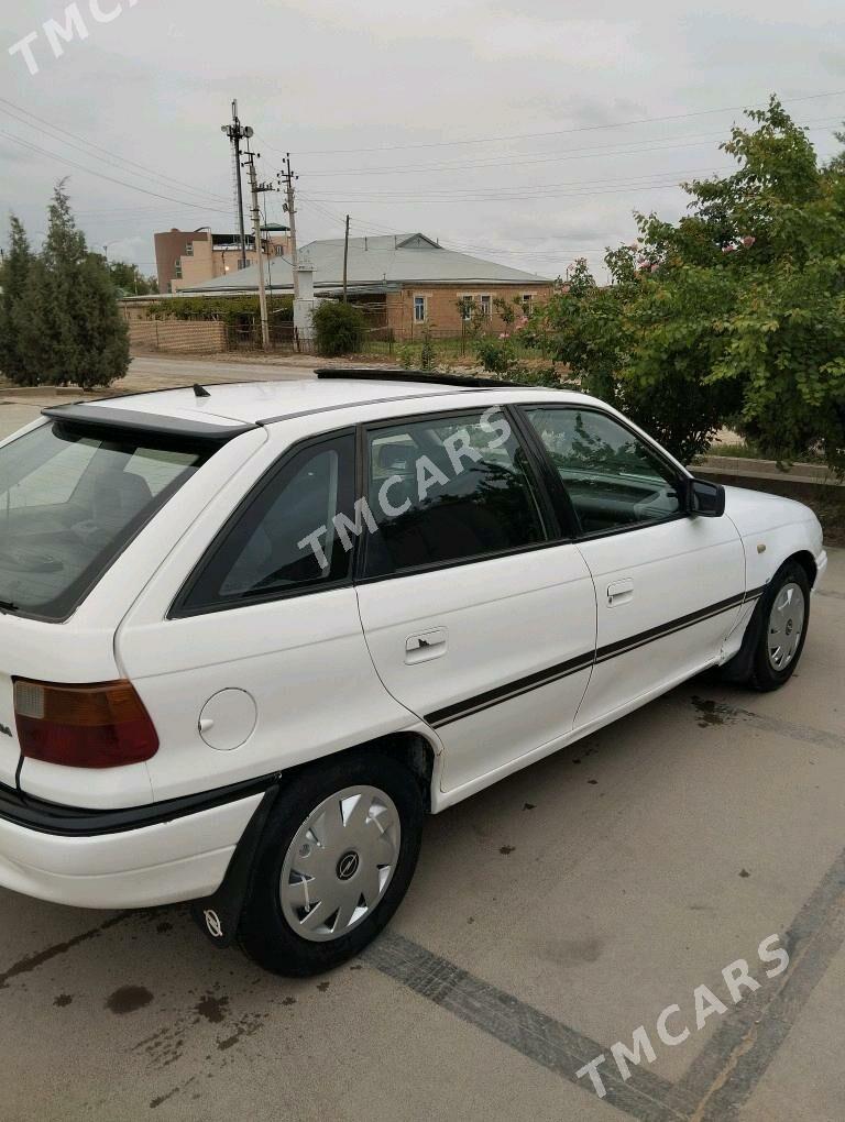 Opel Astra 1994 - 30 000 TMT - Мары - img 7