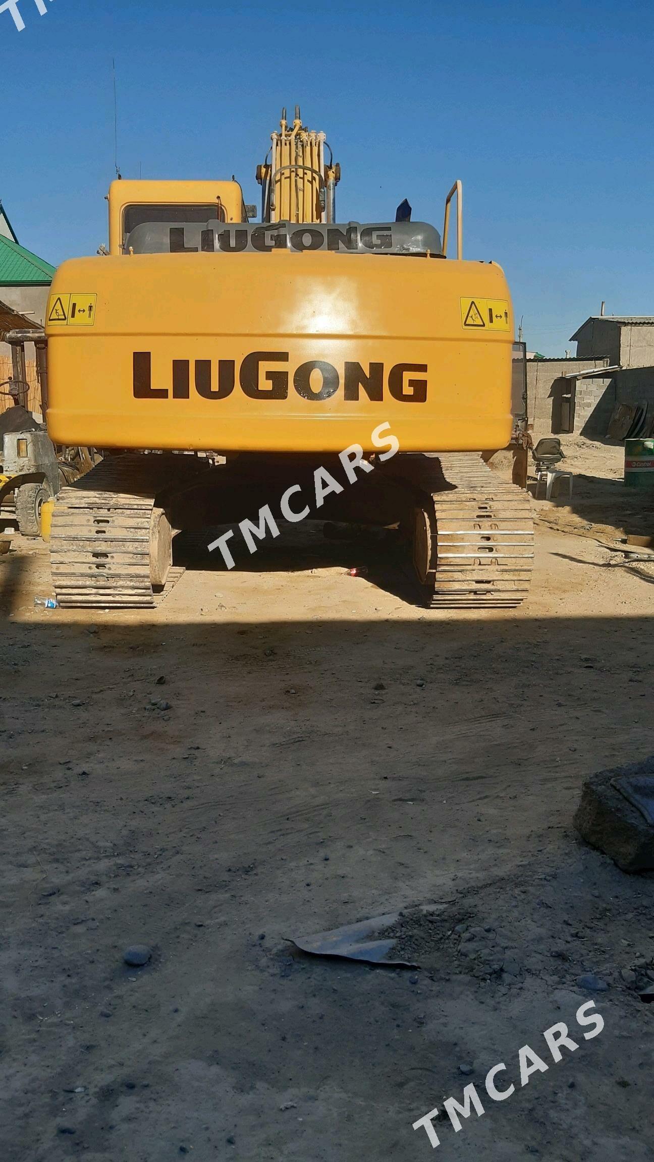 LiuGong CLG 922E 2011 - 800 000 TMT - Ашхабад - img 2