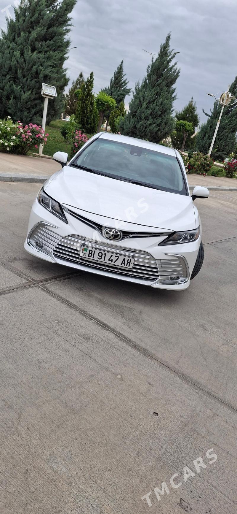 Toyota Camry 2021 - 290 000 TMT - Ашхабад - img 2