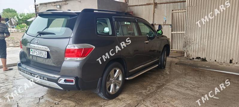 Toyota Highlander 2011 - 310 000 TMT - Türkmenabat - img 2
