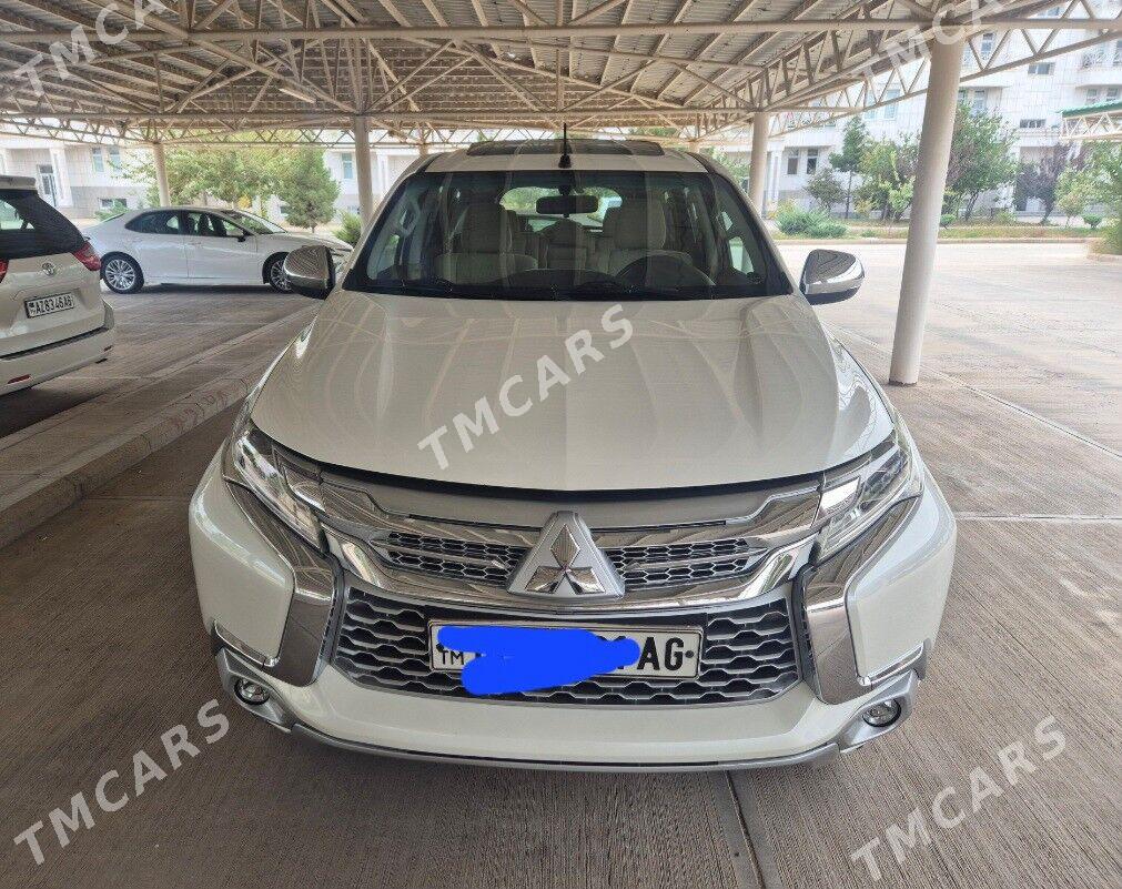 Mitsubishi Montero 2019 - 352 000 TMT - Aşgabat - img 4