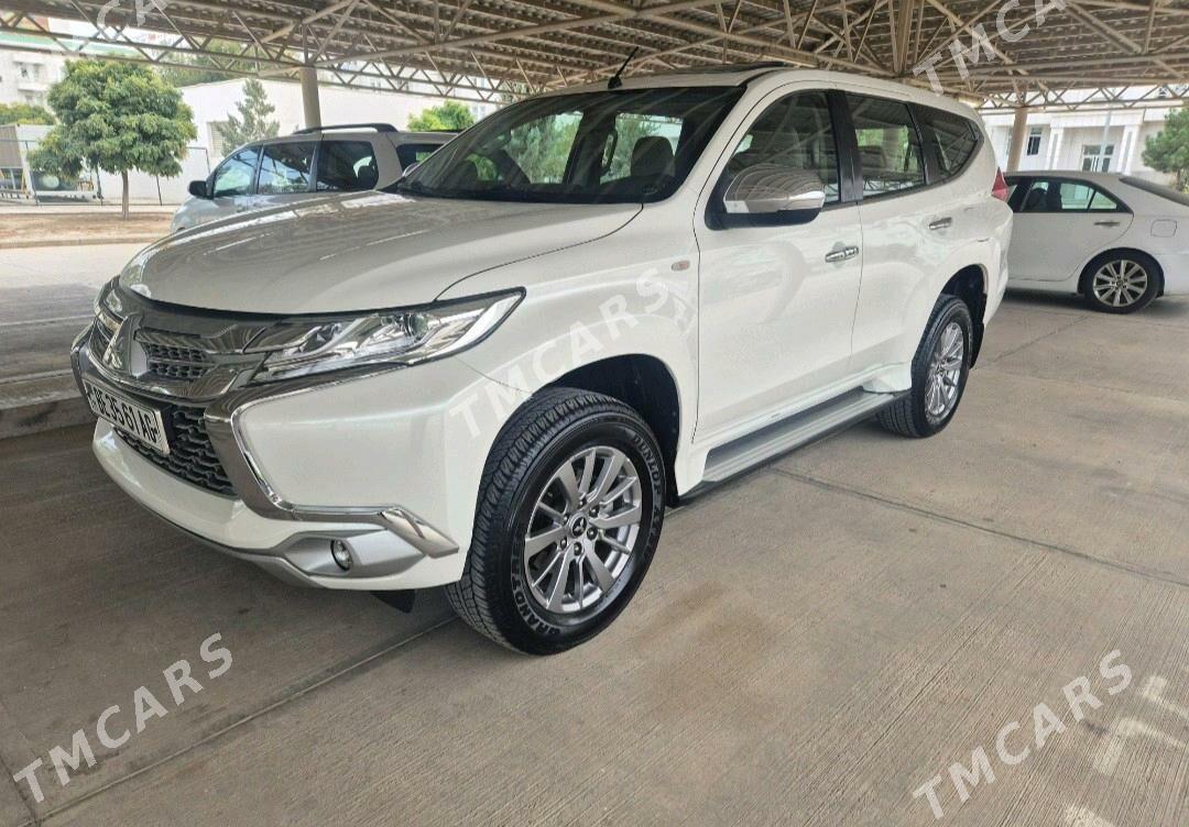 Mitsubishi Montero 2019 - 352 000 TMT - Aşgabat - img 6