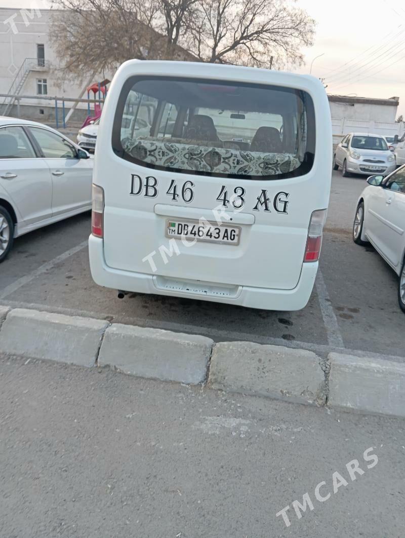 Nissan Urvan 2004 - 120 000 TMT - Aşgabat - img 3