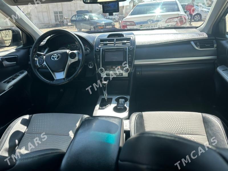 Toyota Camry 2014 - 245 000 TMT - Мары - img 4