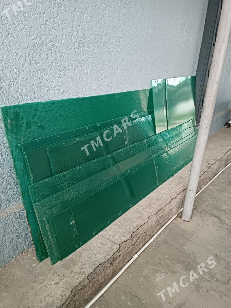 ýaşyl plastik - Бедев - img 2