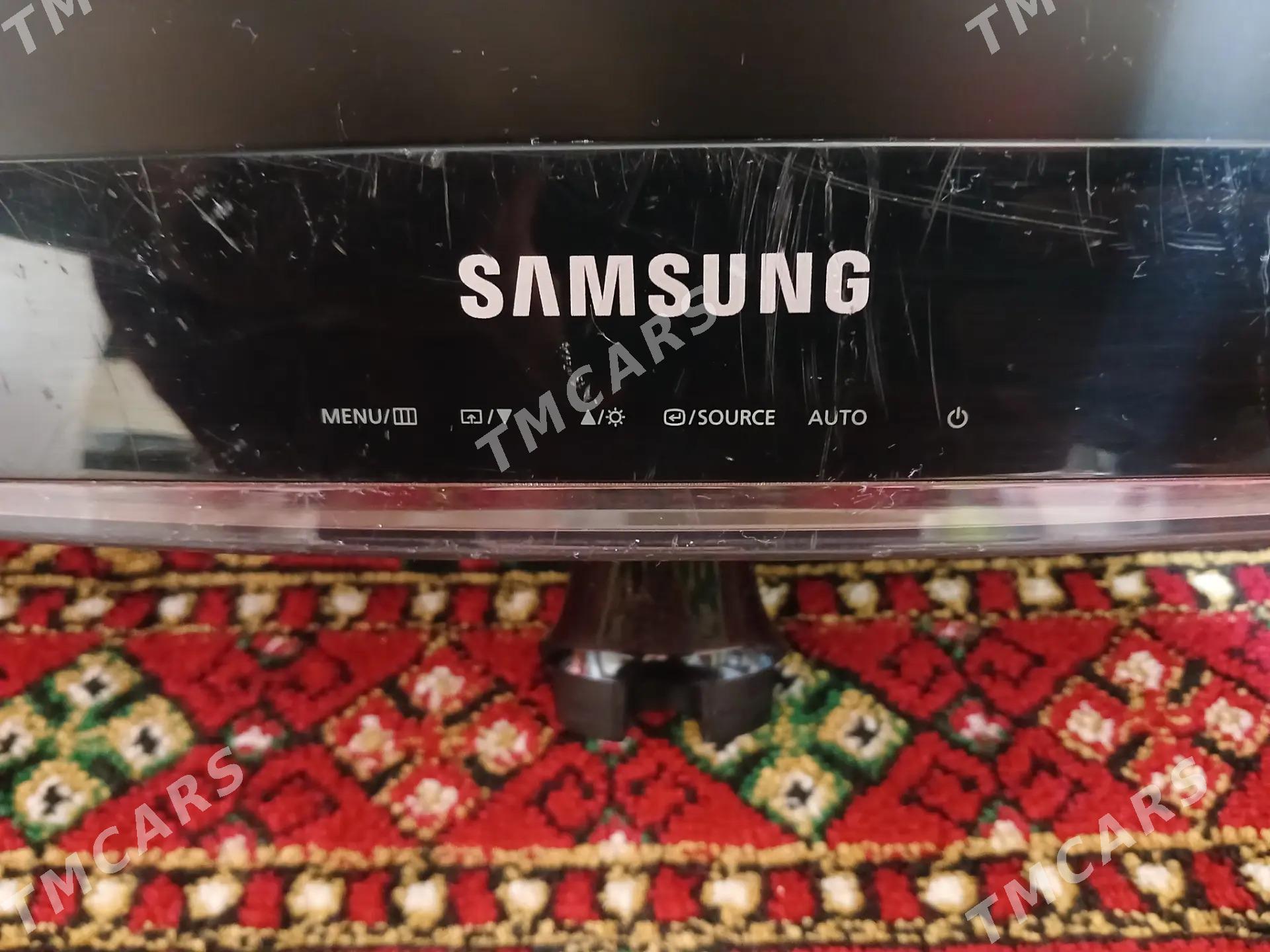 samsung manitor - 30 mkr - img 4