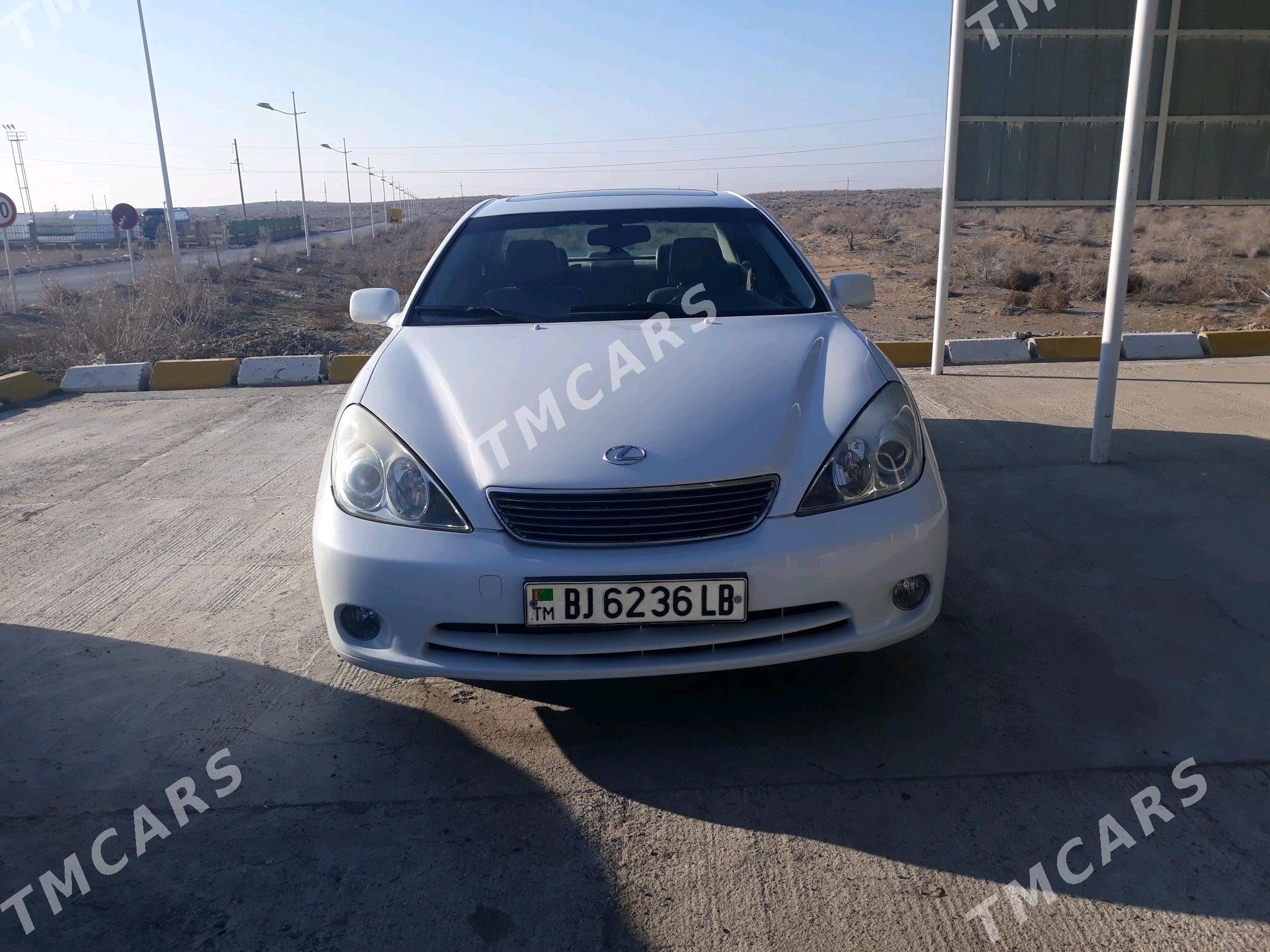 Lexus ES 2005 - 190 000 TMT - Farap - img 10