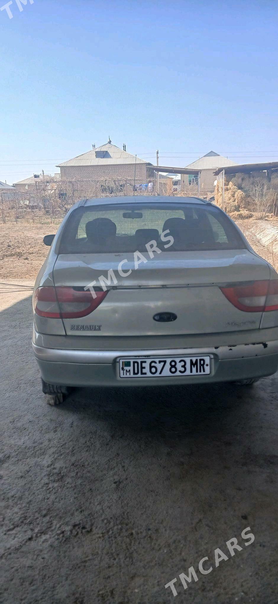 Renault Megane 2 2002 - 36 000 TMT - Мары - img 2