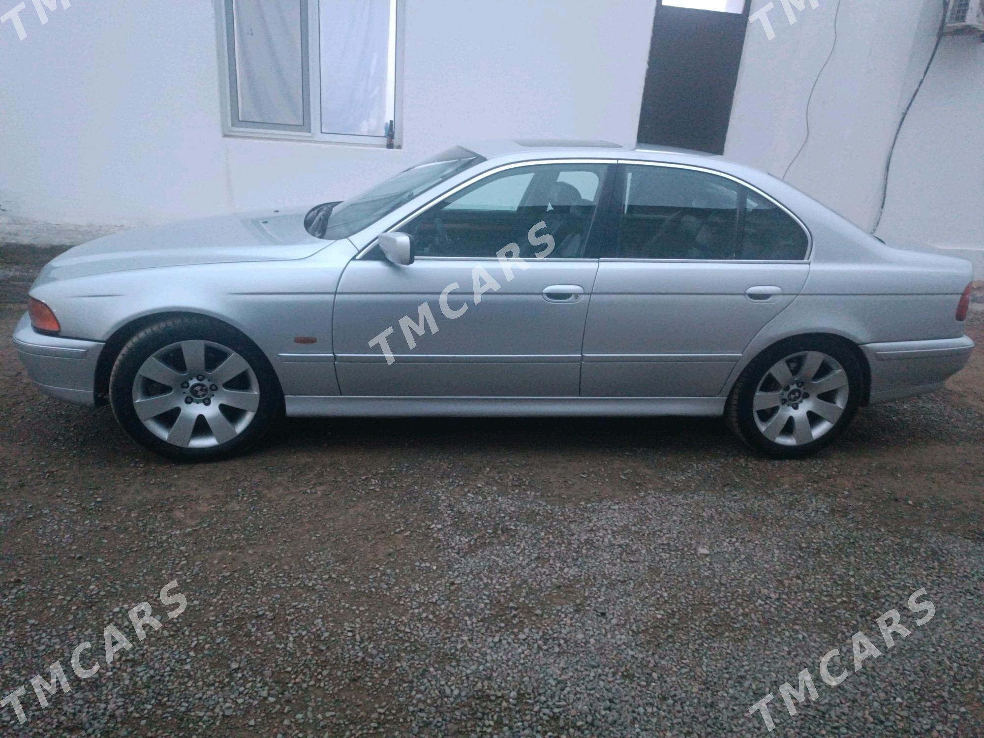 BMW E39 1999 - 80 000 TMT - Türkmenbaşy - img 4