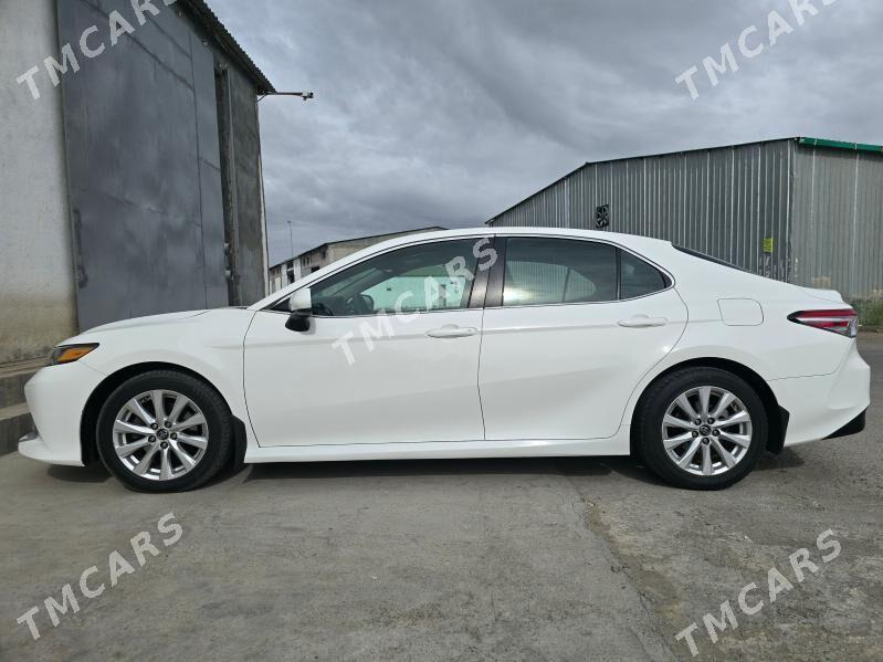 Toyota Camry 2018 - 275 000 TMT - Bekrewe - img 2