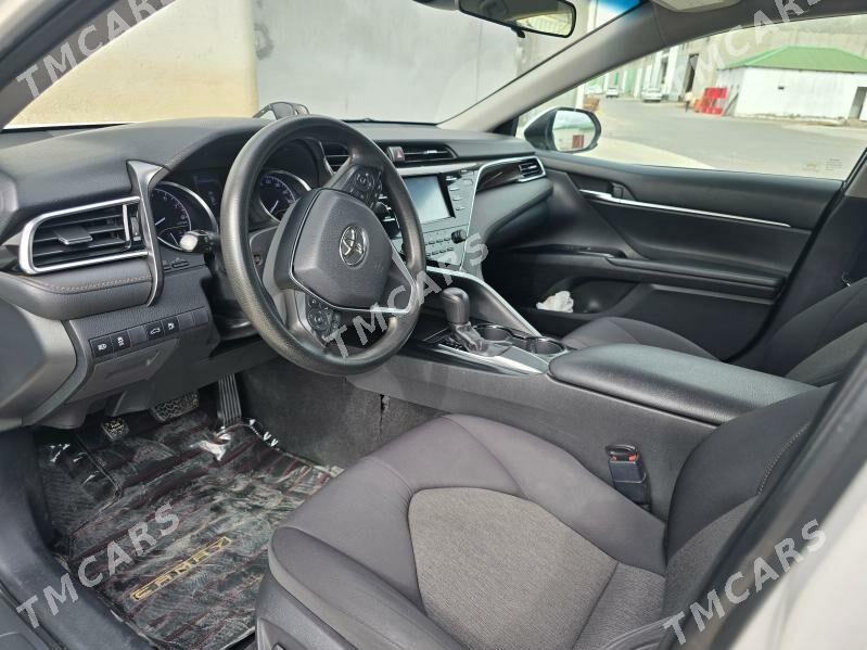 Toyota Camry 2018 - 275 000 TMT - Bekrewe - img 4