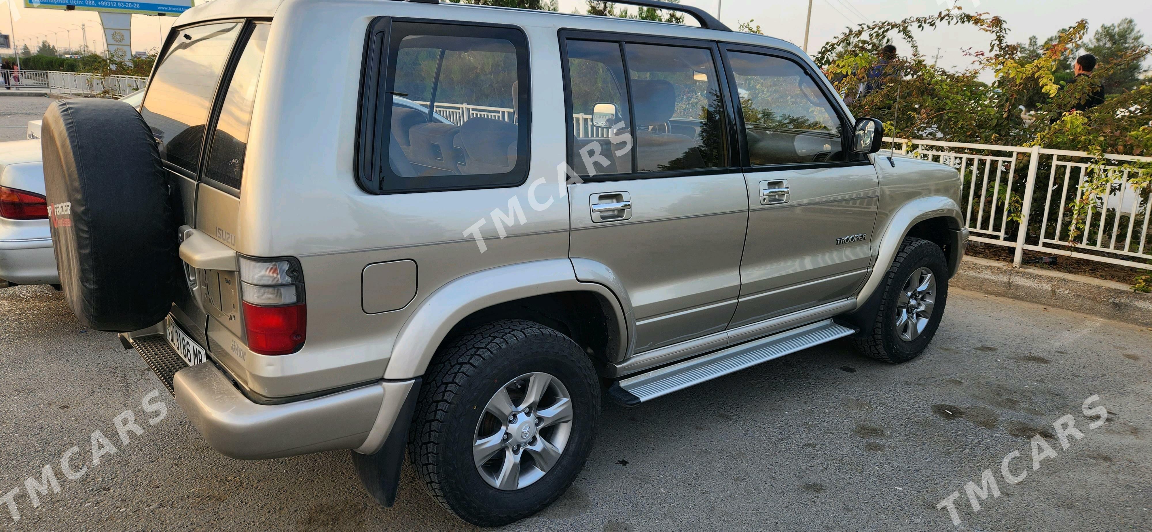 Isuzu Trooper 2002 - 125 000 TMT - Байрамали - img 2