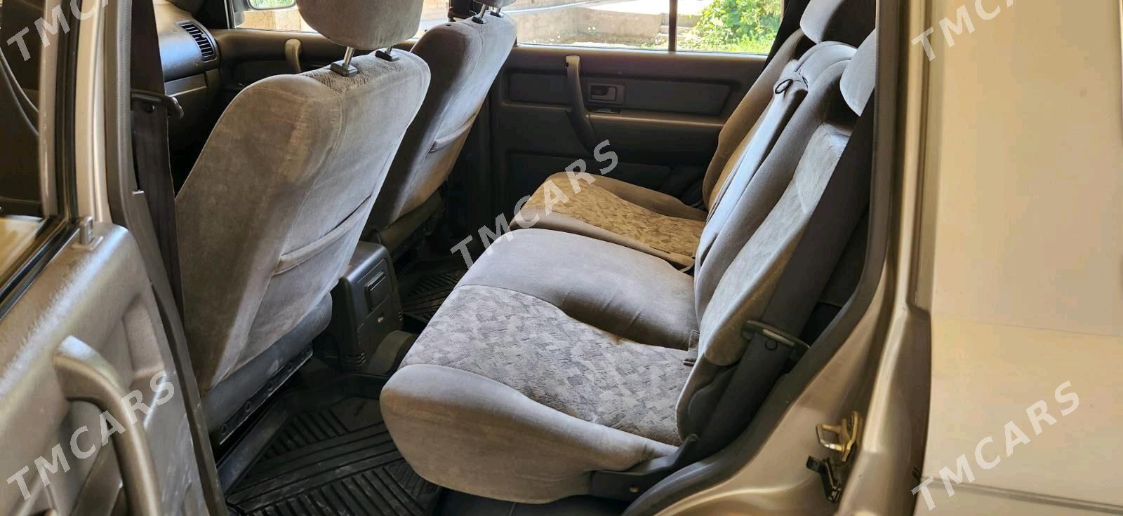 Isuzu Trooper 2002 - 125 000 TMT - Байрамали - img 5