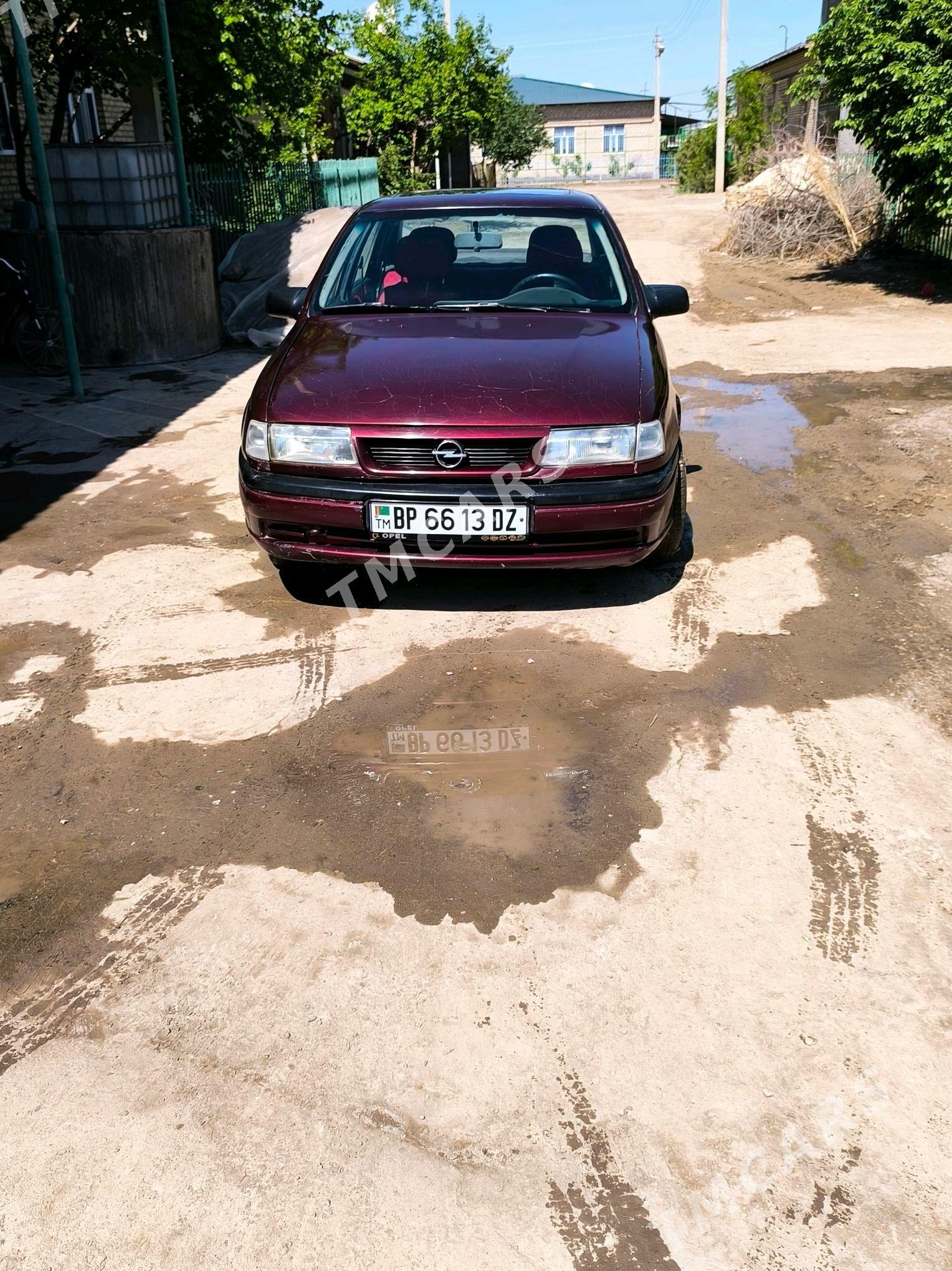 Opel Vectra 1992 - 30 000 TMT - Дашогуз - img 2