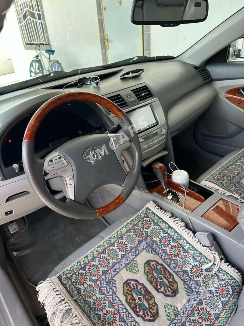 Toyota Camry 2011 - 320 000 TMT - Ашхабад - img 4