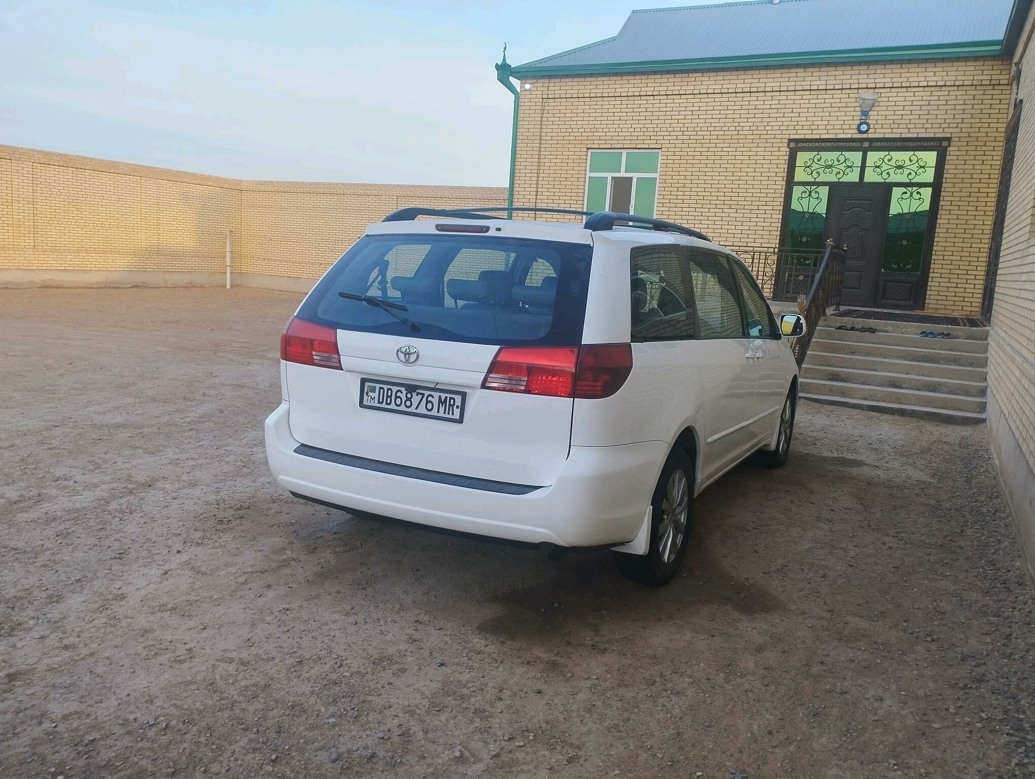 Toyota Sienna 2004 - 210 000 TMT - Мары - img 7