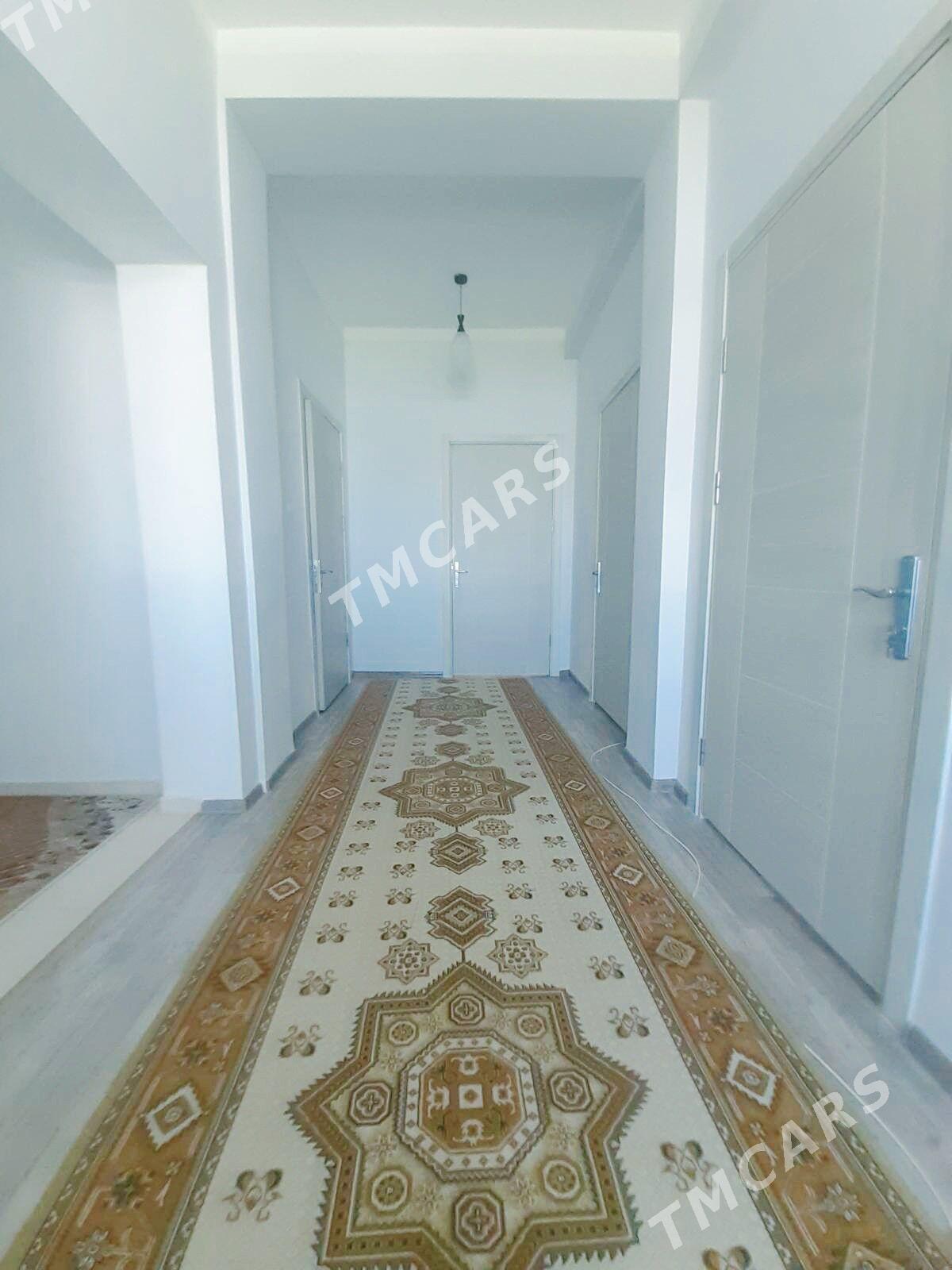 Taze Zaman Kotejj - Aşgabat - img 5