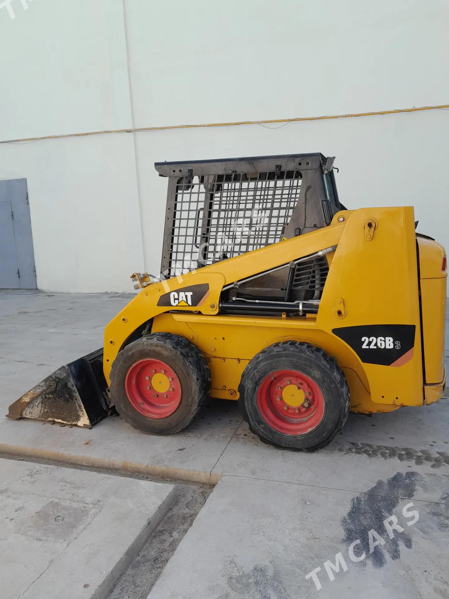 Bobcat S550 2010 - 160 000 TMT - Ашхабад - img 4