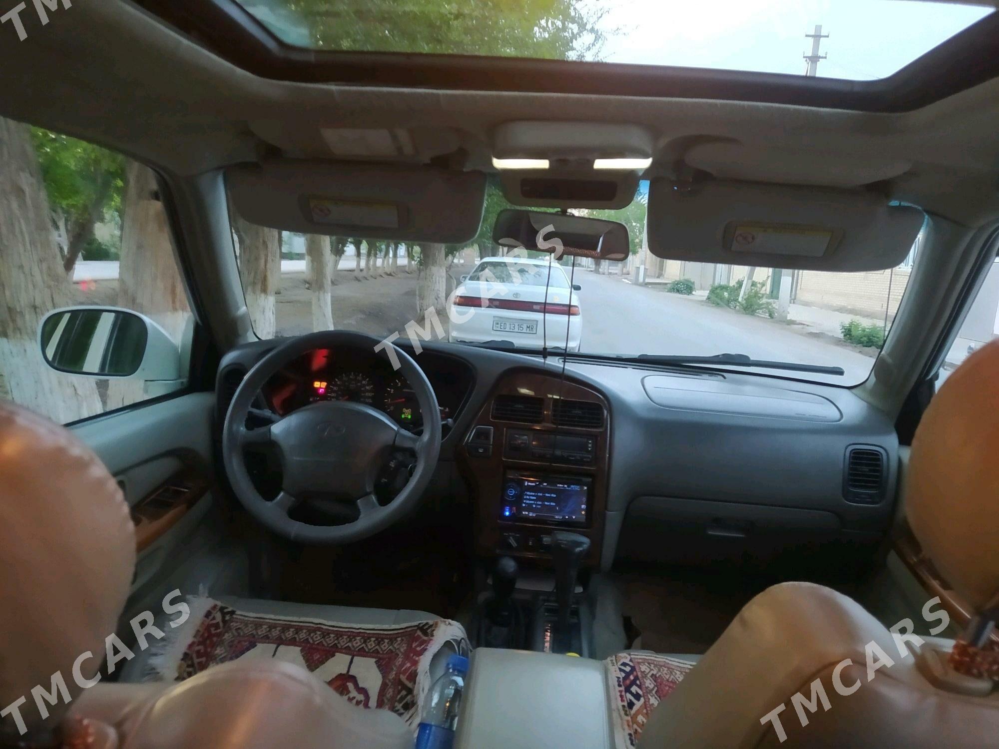 Infiniti QX4 1998 - 105 000 TMT - Ёлётен - img 1