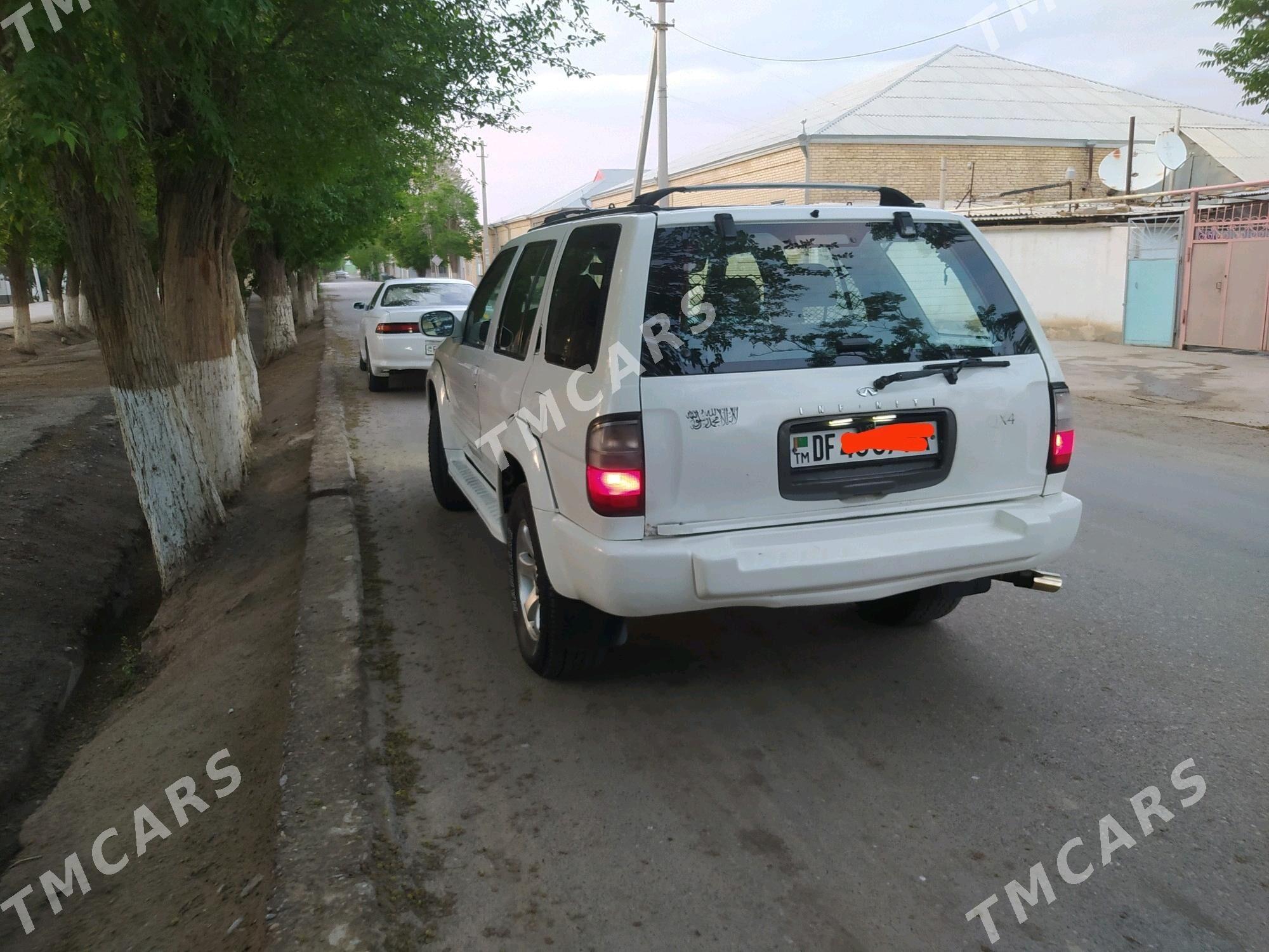 Infiniti QX4 1998 - 105 000 TMT - Ёлётен - img 3