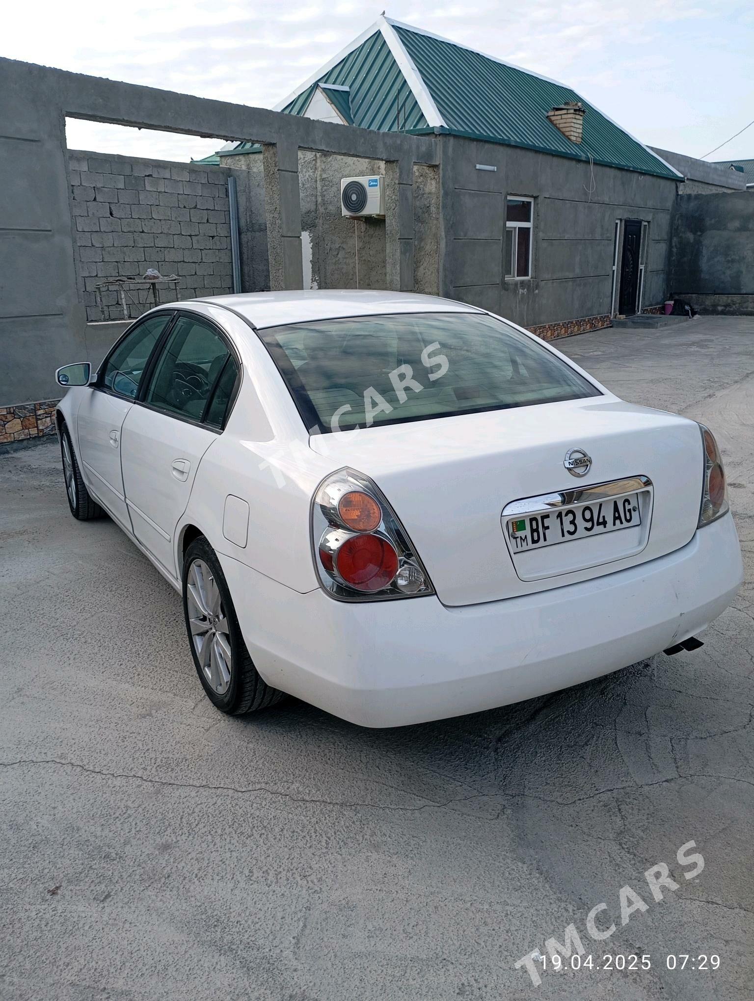 Nissan Altima 2004 - 80 000 TMT - Aşgabat - img 3