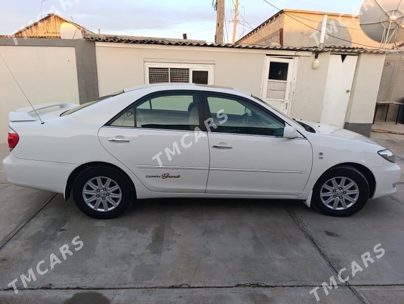 Toyota Camry 2005 - 185 000 TMT - Гызыларбат - img 5