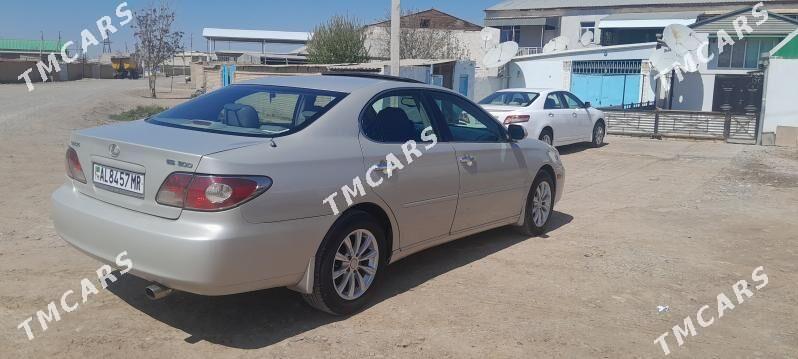 Lexus ES 300 2002 - 155 000 TMT - Murgap - img 7
