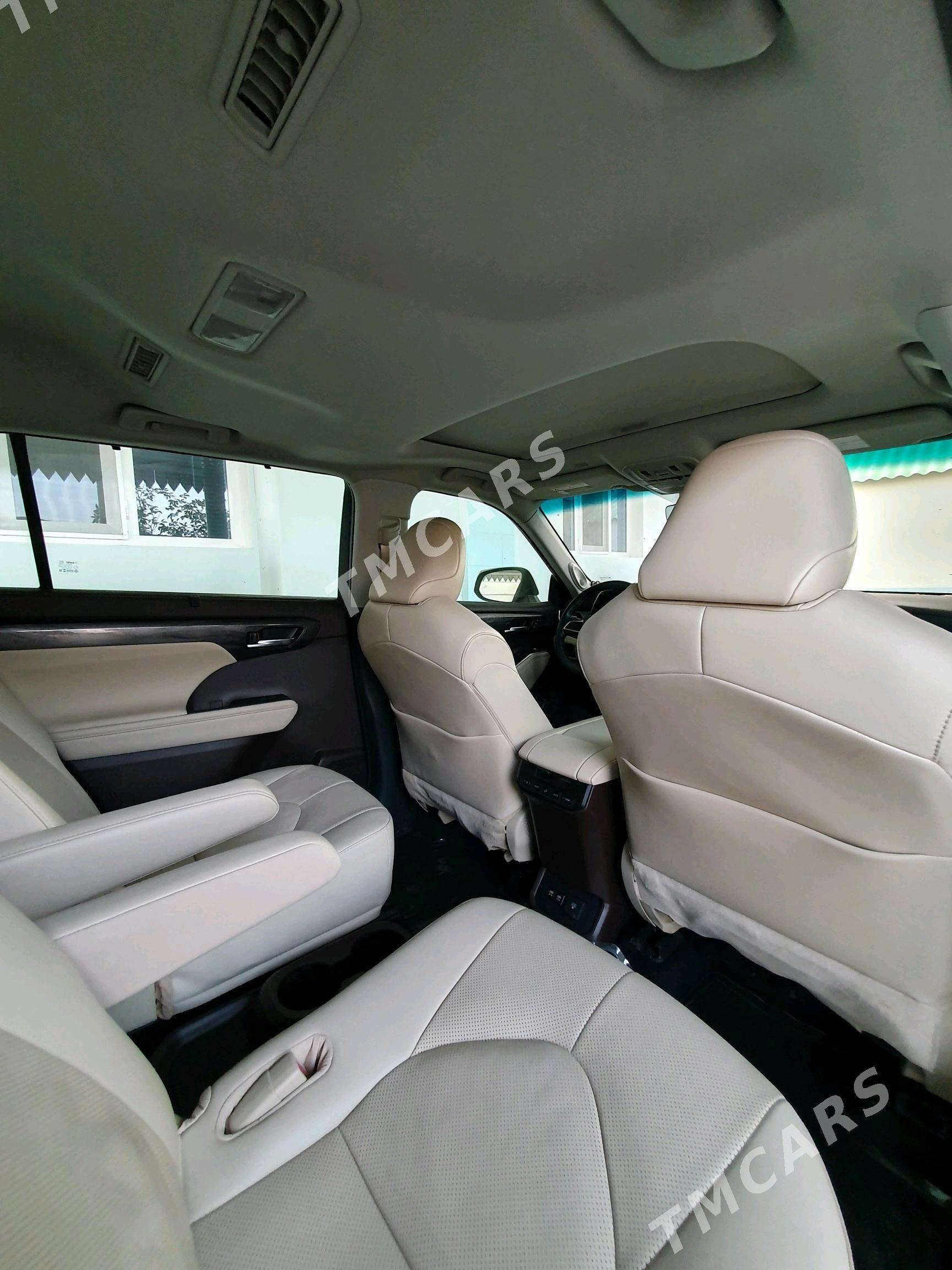Toyota Highlander 2021 - 760 000 TMT - Ашхабад - img 8