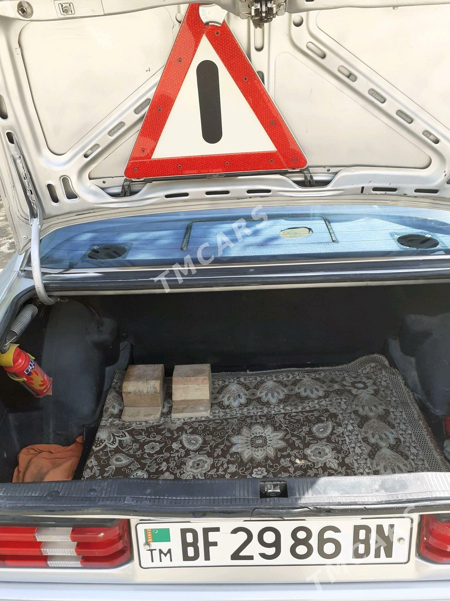 Mercedes-Benz 190E 1990 - 20 000 TMT - Türkmenbaşy - img 4