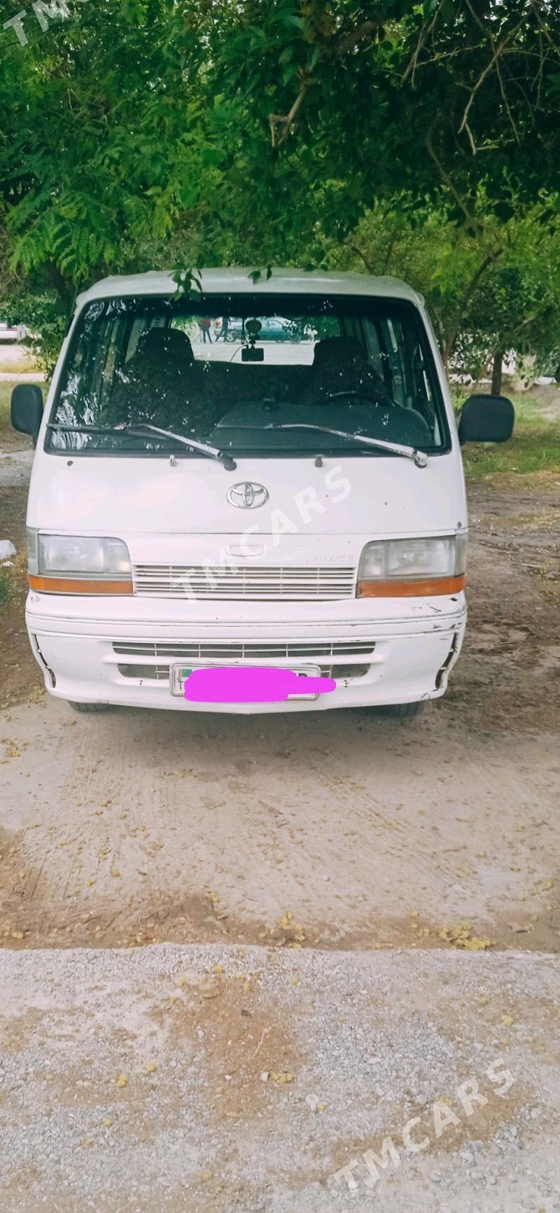 Toyota Hiace 1998 - 75 000 TMT - Мары - img 5
