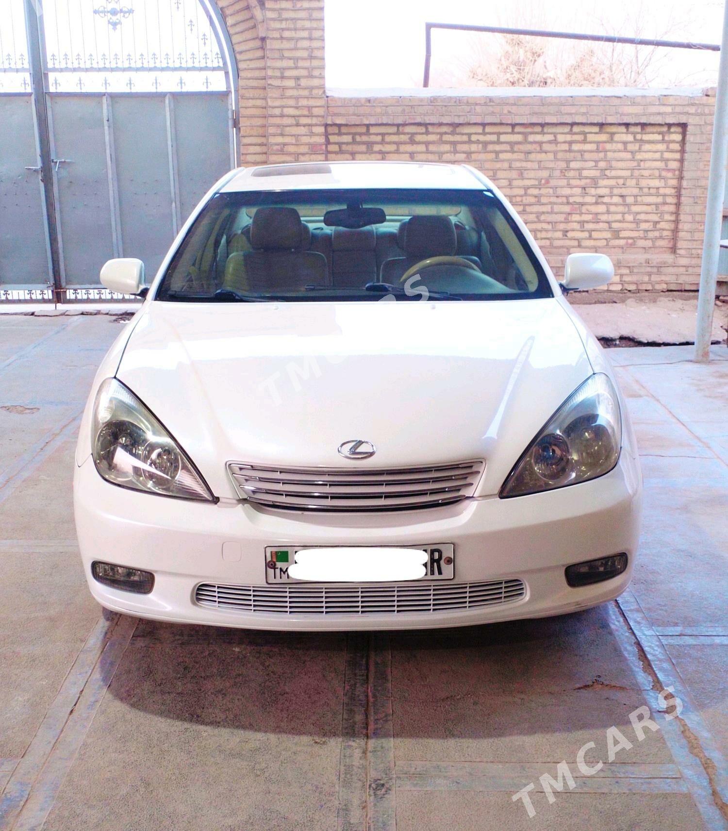 Lexus ES 300 2002 - 150 000 TMT - Sakarçäge - img 2