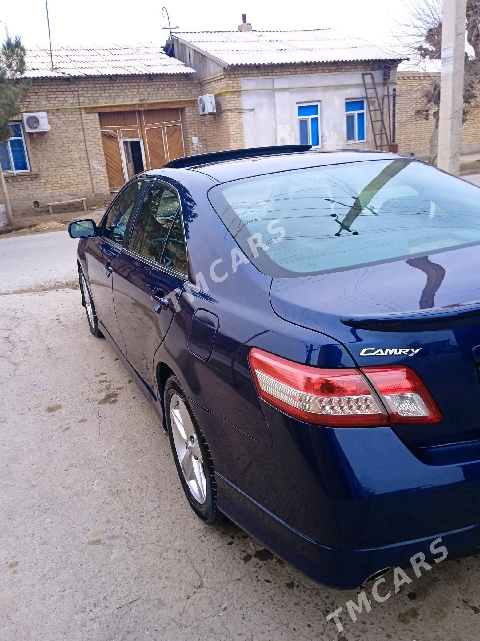 Toyota Camry 2007 - 185 000 TMT - Çärjew - img 3