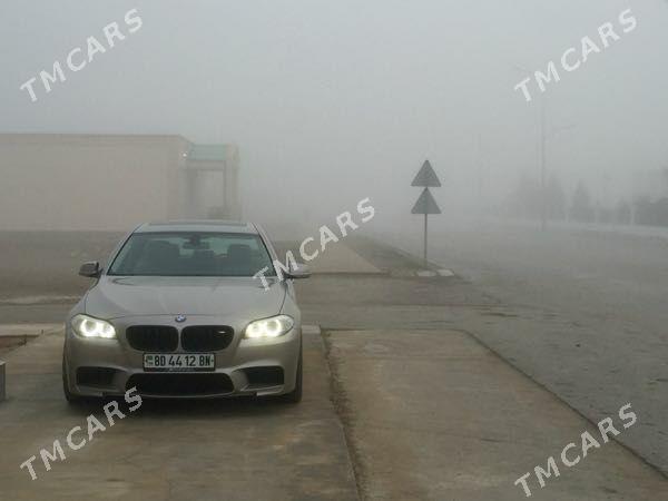 BMW F10 2011 - 300 000 TMT - Gyzylarbat - img 2