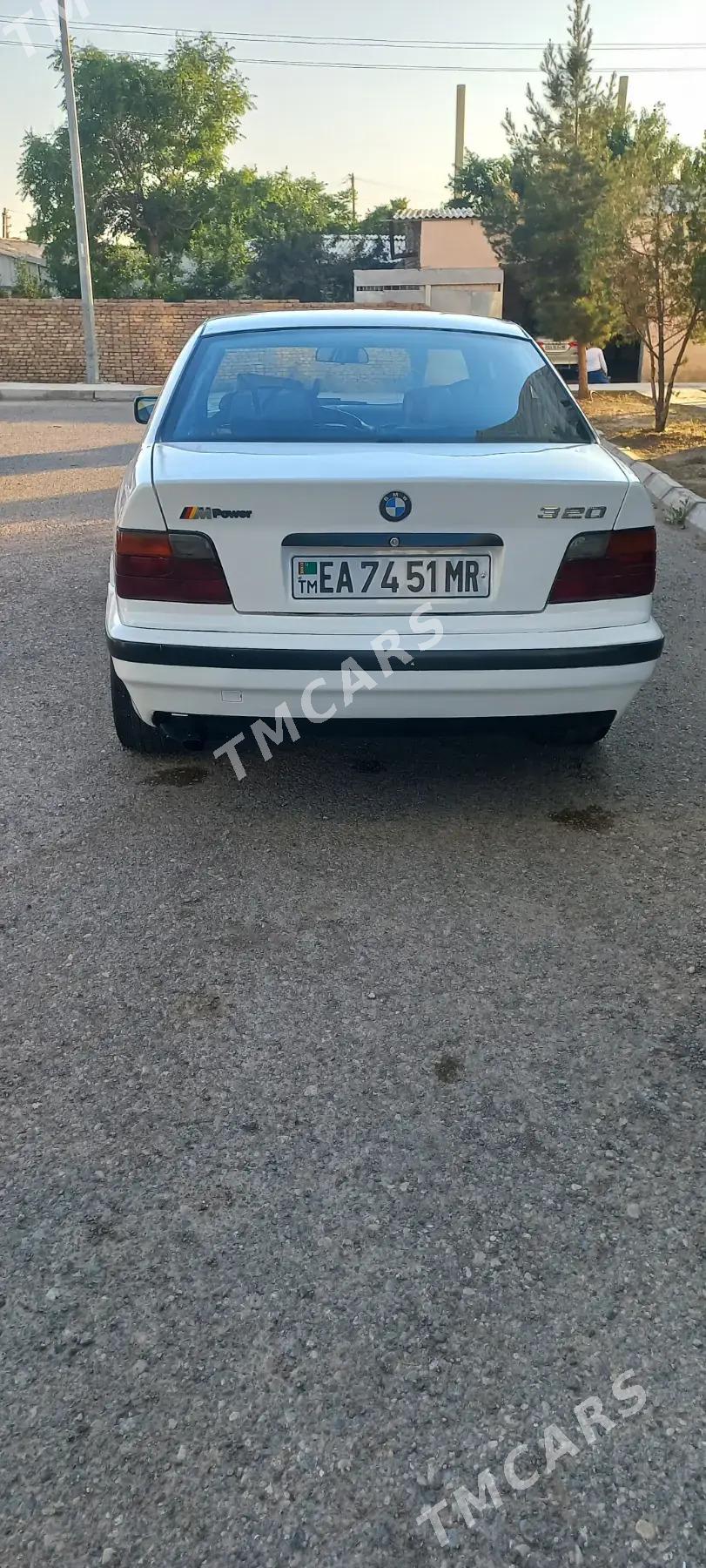 BMW 320 1992 - 85 000 TMT - Mary - img 3