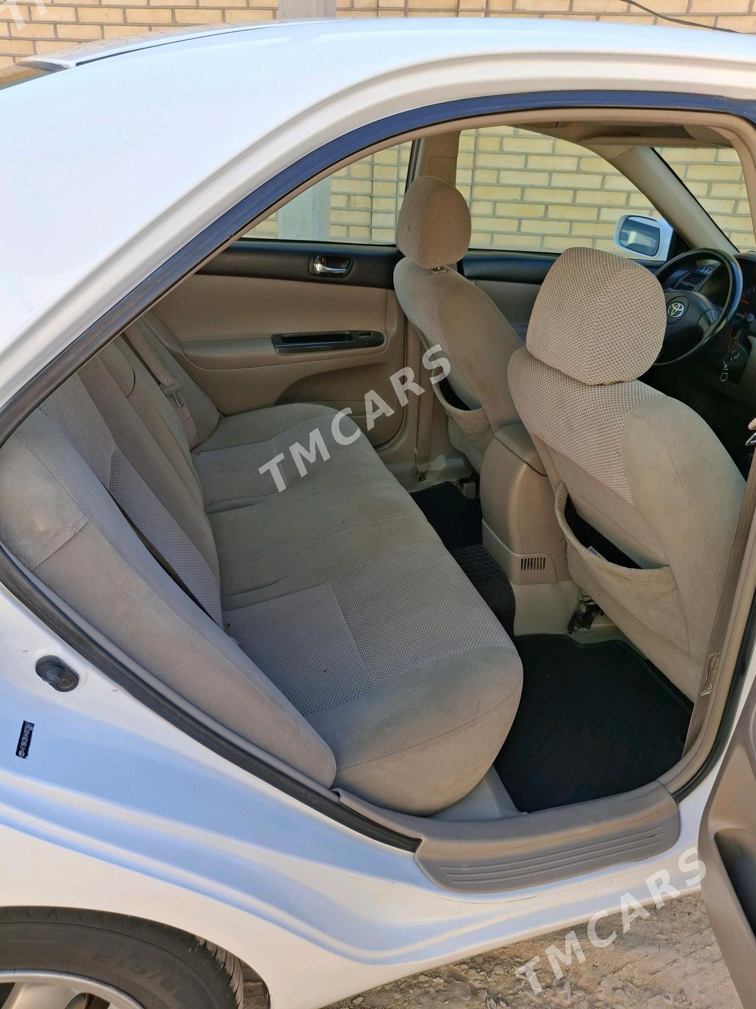 Toyota Camry 2004 - 163 000 TMT - Mary - img 8