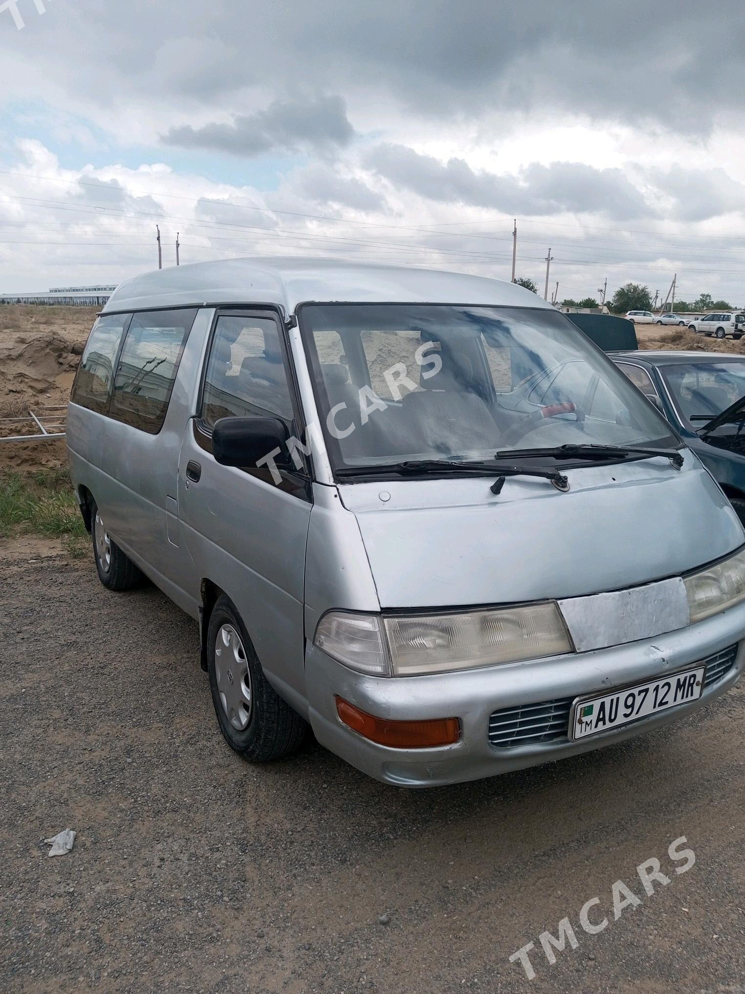 Toyota Town Ace 1993 - 26 000 TMT - Сакарчага - img 5